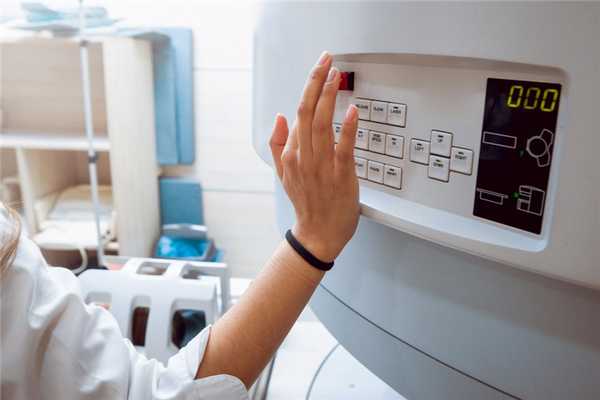 Источники излучения снаружи и внутри тела пациента