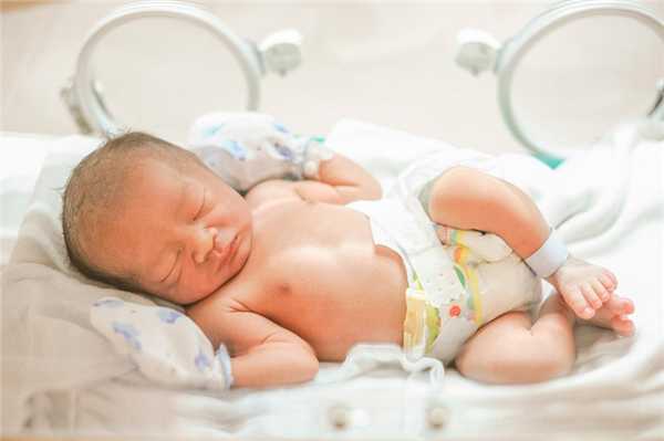 Как проявляется ранний врожденный сифилис?