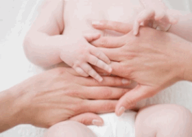 Понос у новорожденных детей