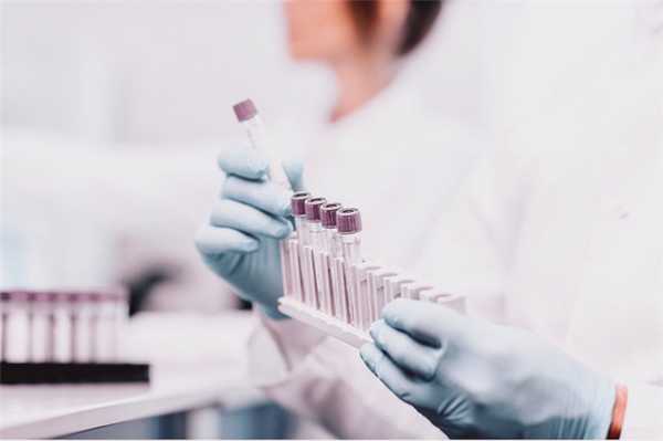 Постоянное наблюдение врачей