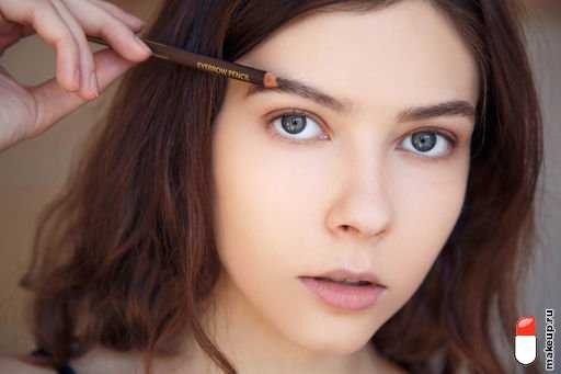 яркие брови