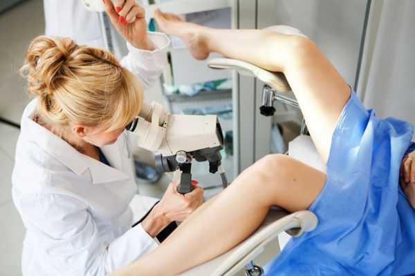 Гинекологический осмотр с микроскопом
