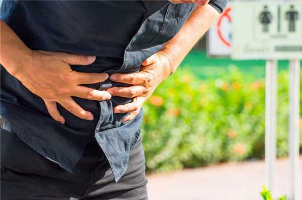 Признаки непроходимости: боли в животе, рвота, нет стула