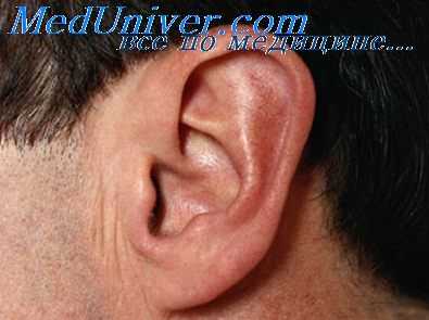 наружный осмотр уха