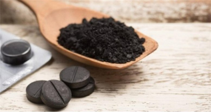 Для уменьшения частоты водянистой диареи применяются адсорбенты