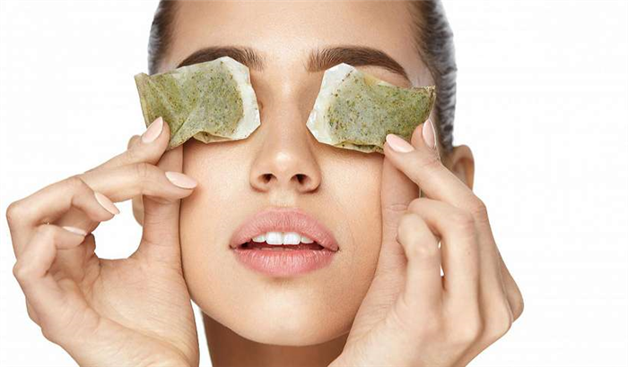 Лечение влажными чайными пакетиками