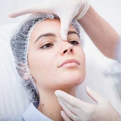 Операция по уменьшению носа в Медиэстетик