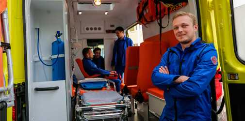 Неотложная помощь при алкогольной интоксикации - Алкоклиник