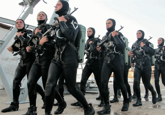 Глядя из-под шторма - из истории подводного спецназа