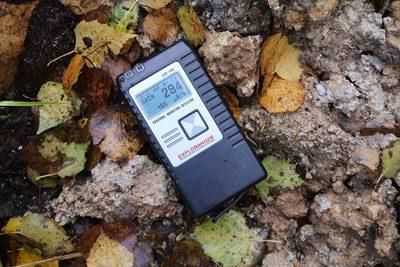 Прибор для определения уровня радиации