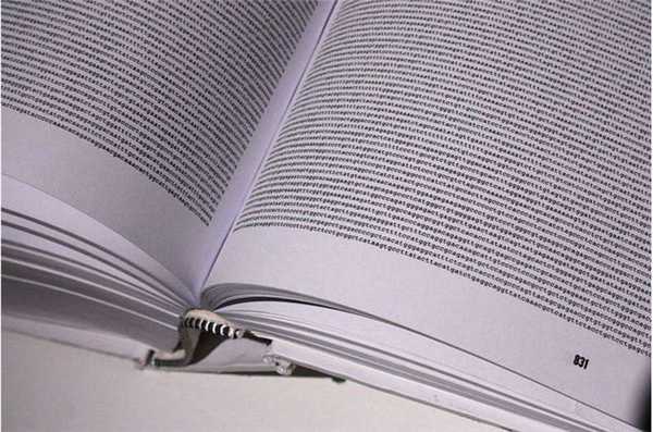 Когда в 2003 проект «Геном человека» был завершен, весь на тот момент расшифрованный человеческий геном был опубликован в 23 томах. Они содержат 3 млрд букв, обозначающих последовательности генов. Все книги находятся в лондонском музее Wellcome Collection.