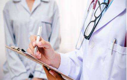 Перед КТ носоглотки скажите врачу о беременности, аллергии на йодсодержащий контраст