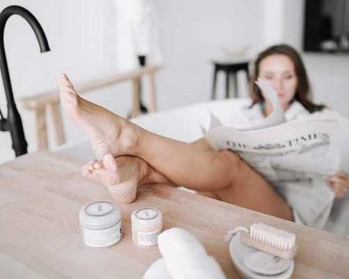 Кожа ног после обработки сахарным скрабом