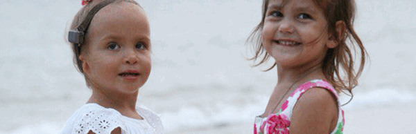 Микротия не мешает Еве общаться