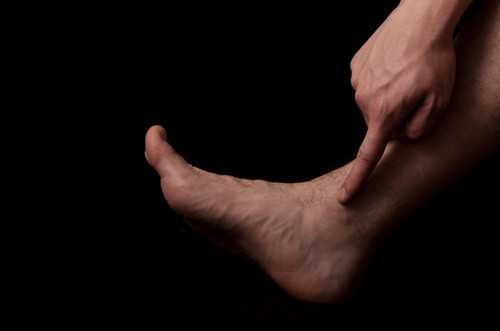 Боль при остеохондральных дефектах таранной кости