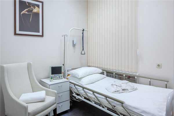 Операция по удалению невромы Мортона