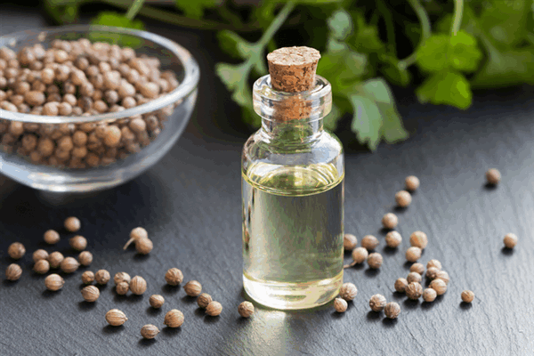 Эфирное кориандровое масло