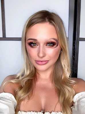 брови-полумесяц