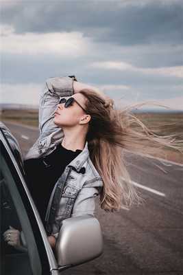 Идем завтра покатаемся на машине, велосипедах, роликах?