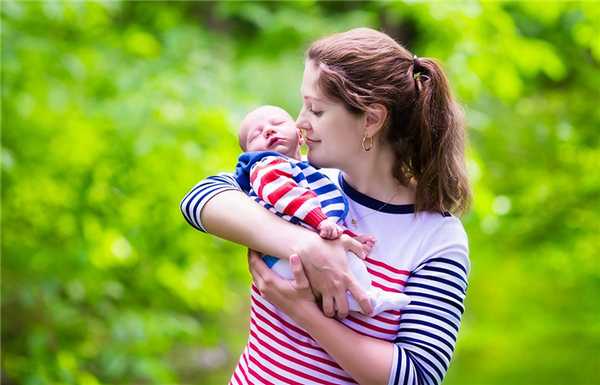 чаще гулять с ребенком