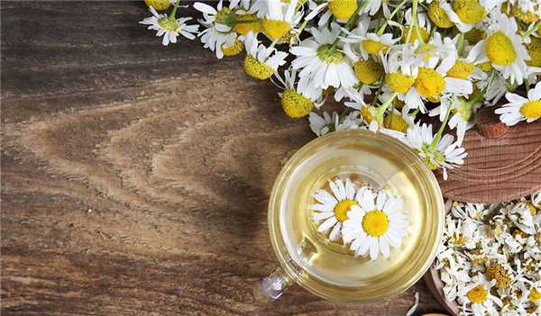 Подойдут также настои различных трав