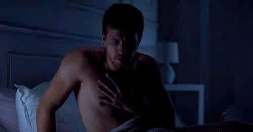 У мужчины ночью болит сердце