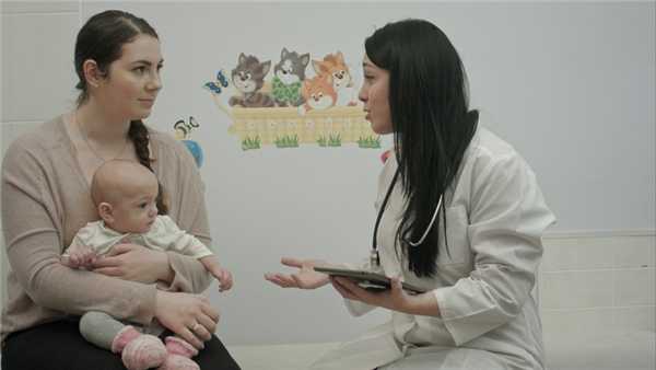 Оральные автоматизмы: что помогает малышу питаться