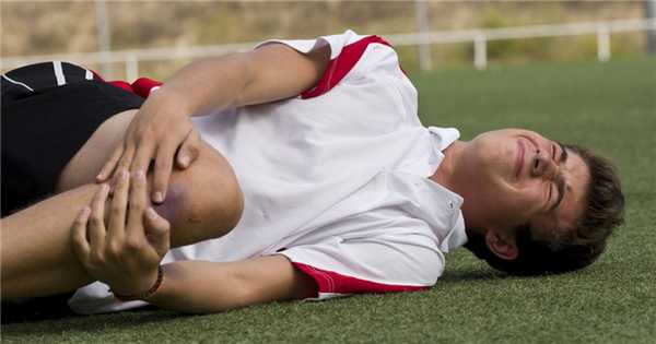 Повреждение колена у спортсмена