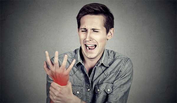 У мужчины алкогольная полинейропатия