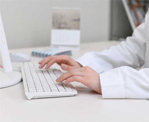 Большая грудь — мечта или наказание?