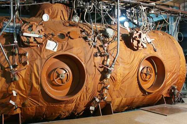 Глубже подлодок: как человек выживает на глубине 700 метров под водой