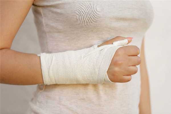 Перелом костей