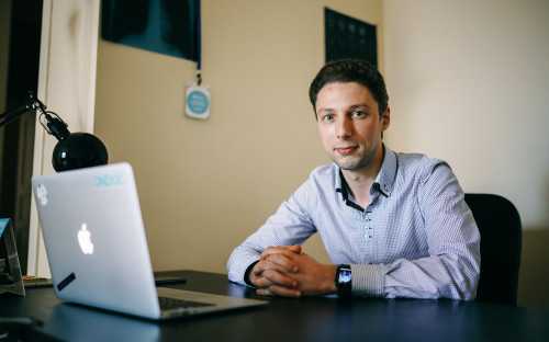 Александр Константинов