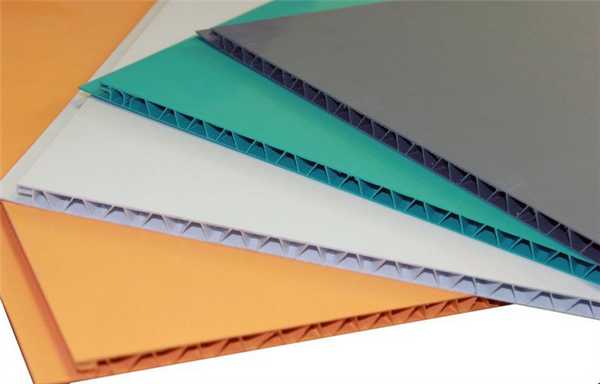 ПВХ Панели имеют преимущества и недостатки