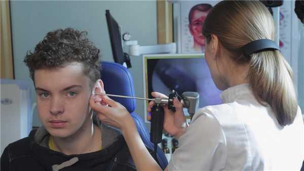 Лабиринтит (отит внутреннего уха)