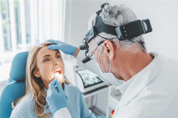 Как проявляются полипы гортани?