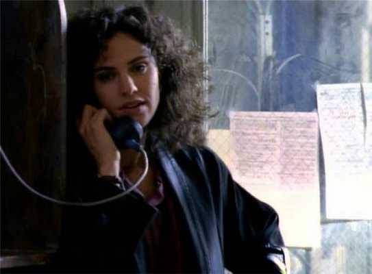 Эми Бреннеман в молодости / кадр из сериала «Полиция Нью-Йорка»