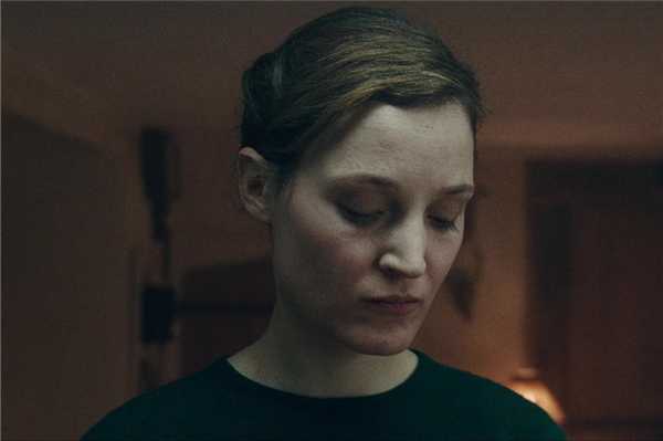 Кадр из фильма «Призрачная нить»