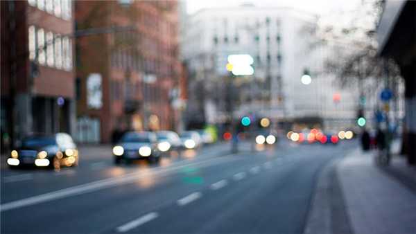 размытость изображения, снижение остроты зрения