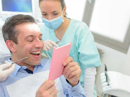 Этапы установки зубной коронки