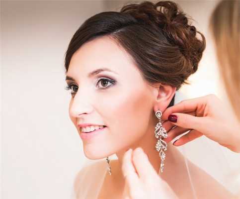 Примета для невесты про серьги