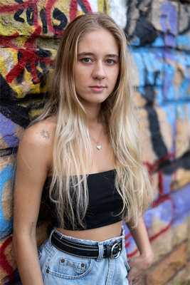 Что говорить девушке при знакомстве? 200 фраз для знакомства