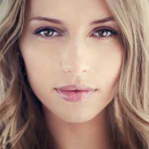 Притягательный дневной макияж