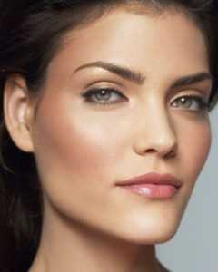 Дневной макияж в золотистых оттенках