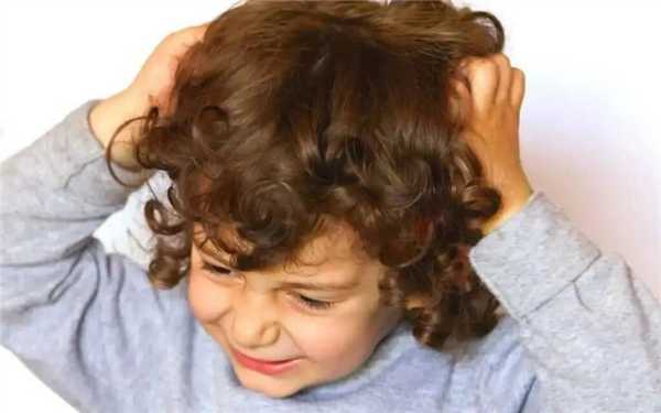 Ребенок страдает от выпадения волос