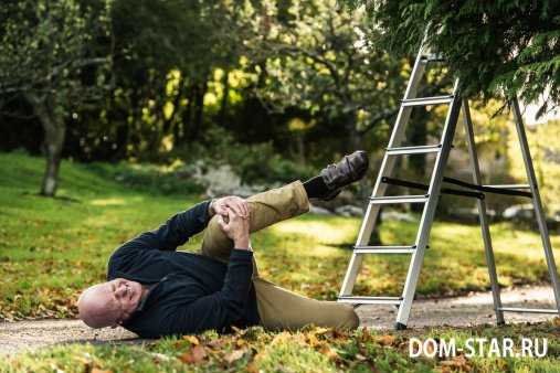 пожилой мужчина упал