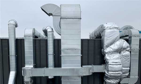 Приточно-вытяжные установки вентиляции на производстве.