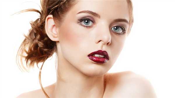 Модные собранные прически на каждый день и для особенных случаев