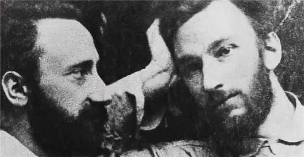 Пьер и Поль Кюри, обнаружившие пьезоэлектрический эффект