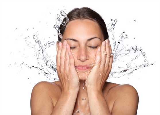 Контакт с зараженной водой